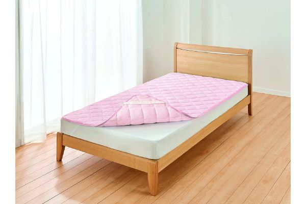 ３シーズン使えるやわらかパイル冷感敷きパッドシングル100×