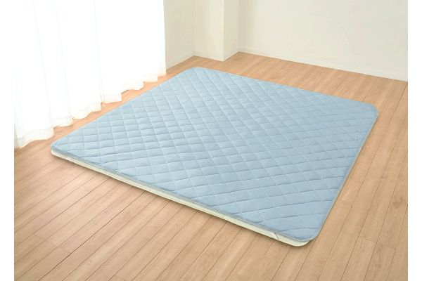 ３シーズン使えるやわらかパイルひんやり冷感敷きパッド