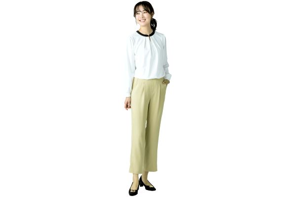 美らくストレッチストレートパンツ