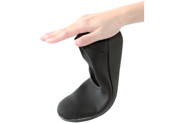 ストレッチ撥水ウェッジソールパンプス