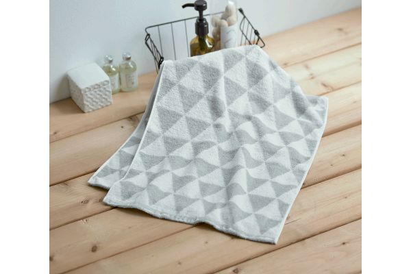 ［今治タオルブランド］ミニバスタオル　トライアングル