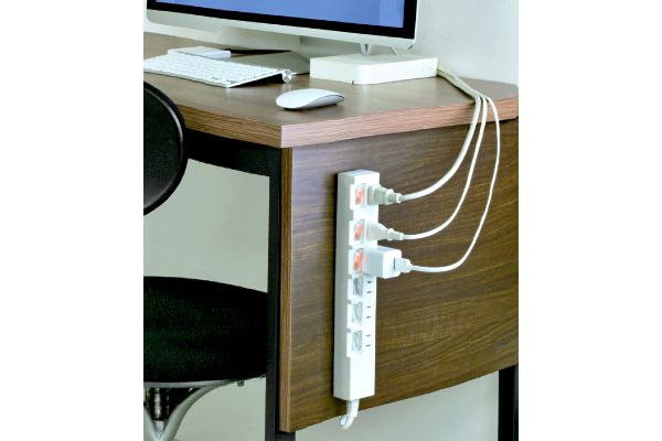 貼ってはがせる両面テープ