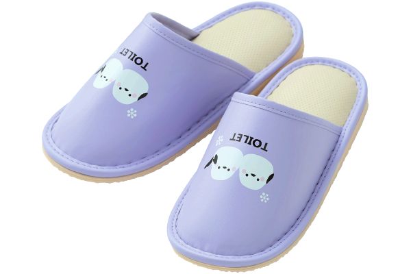 履き口の広いトイレ用スリッパ
