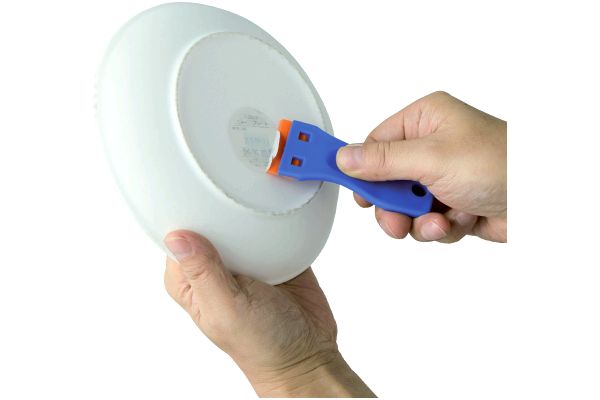 キズつけにくいスクレーパー