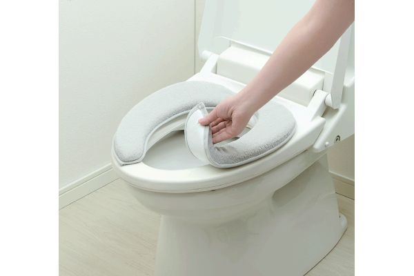 座り心地の良い極厚便座クッション
