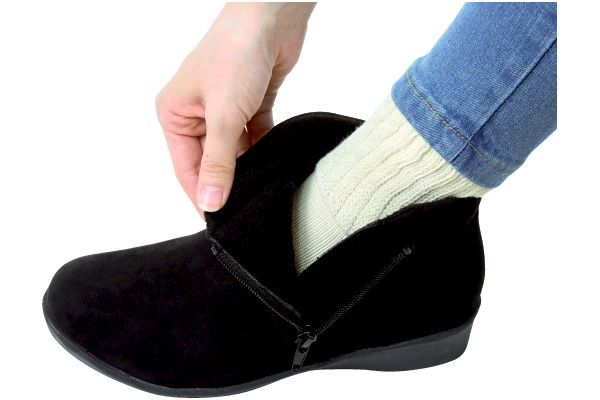 ＥＬＬＥＰＬＡＮＥＴＥ　防水あったかブーツ