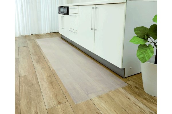 ぴたっとズレにくいフローリングマット　クリア 60×240ｃｍ