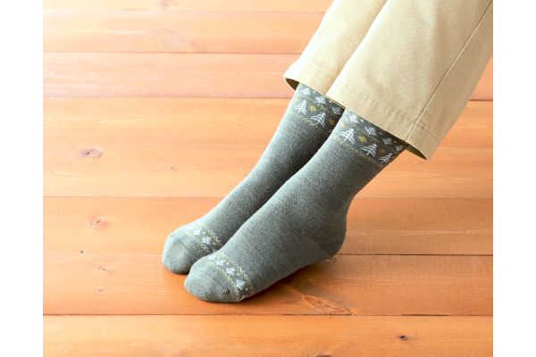 ゴムなしあったか毛混ノルディック柄ソックス