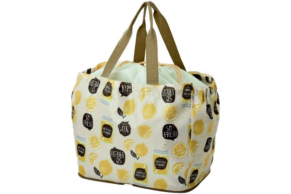 レジャーにも使えるお買い物バッグ