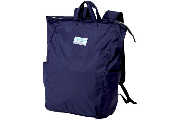 手の平サイズに畳めるリュック ネイビー