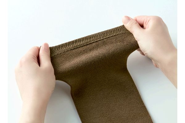 ホカロンひざサポーター