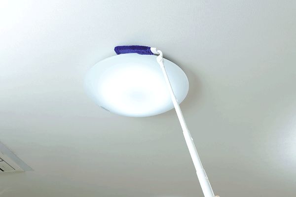 激落ちくんケース付きホコリ取りハンディ伸縮