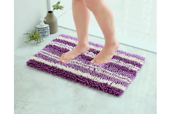 足が沈み込むサラふわ吸水バスマット