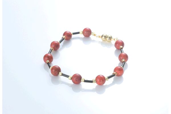 珊瑚デザインブレスレット
