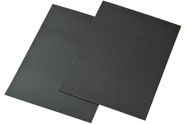 ハサミで簡単に切れるかばんの底板