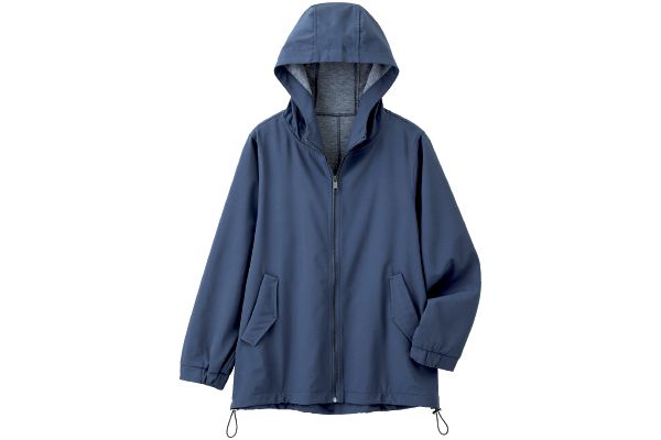 季節の変わり目にパーカージャケット