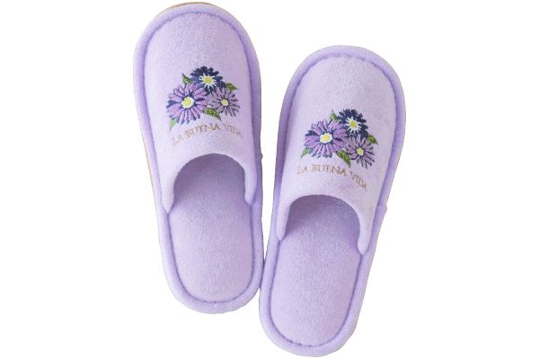 洗えるトイレスリッパ　ブエナヴィーダラベンダー