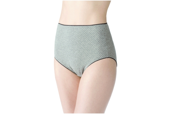 綿１００％深ばきドット柄ショーツ