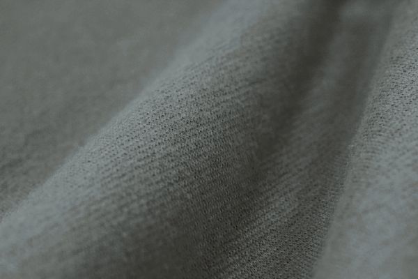 あったか起毛ポケット付ロングＴシャツ