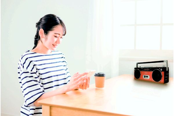 ラジオカセットプレーヤー