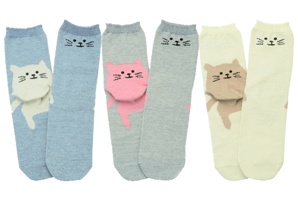 内側シルク２層ねこ柄ソックス