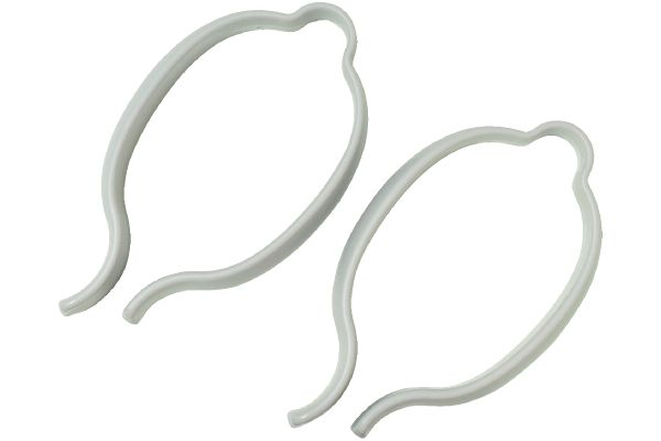 袖のズレ落ちをとめるアームクリップ