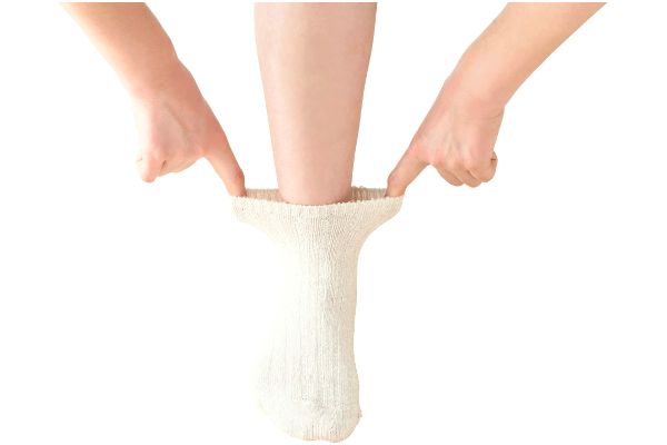 シルクの思いやりリブ編ソックス