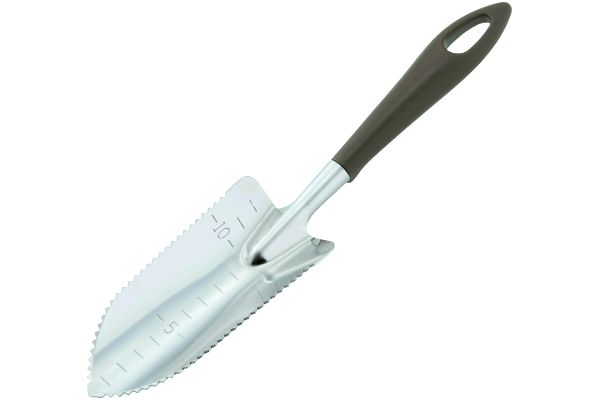 草も刈れるガーデンスコップ