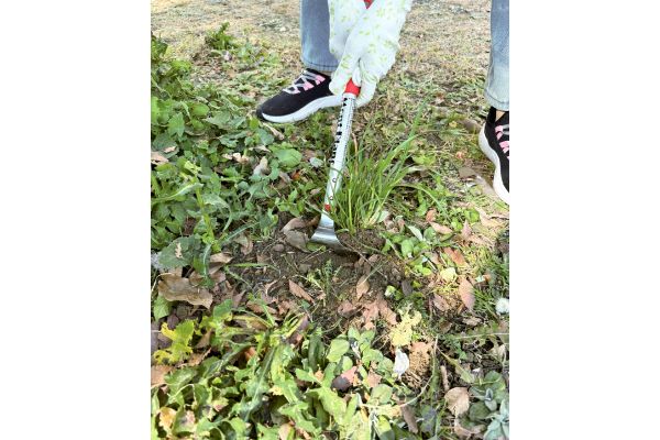 まかせて草削り