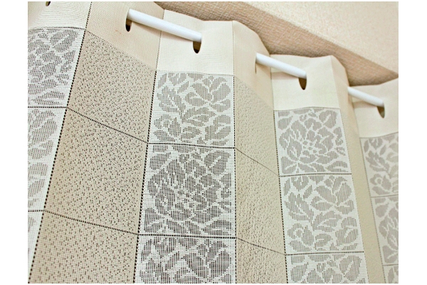 【ネット限定】パタパタ間仕切りカーテン　　アイボリー