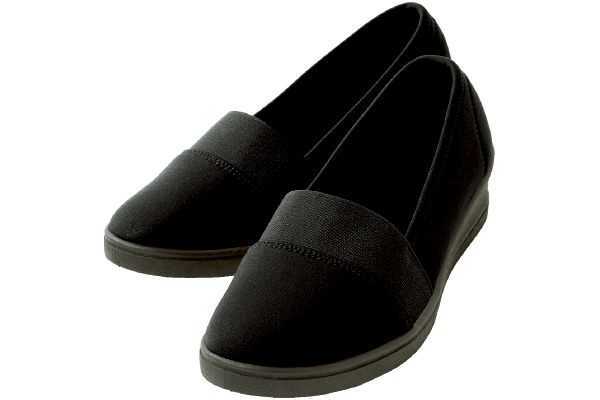 歩きやすい　らくらくおでかけパンプス