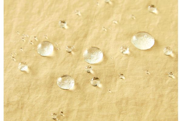 水をはじくサファリ風帽子