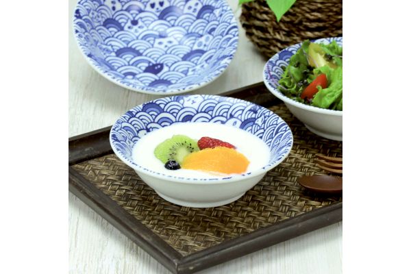 【ネット限定】猫だらけ　青海波フルーツボウル　（3枚組）