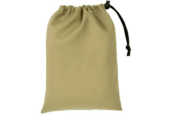 スッポリ被れる軽量レインポンチョ