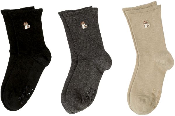 ゆったりワンちゃん刺繍ソックス（すべり止め付）