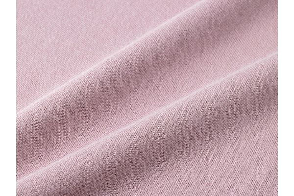 ベーシックな長袖Ｔシャツ