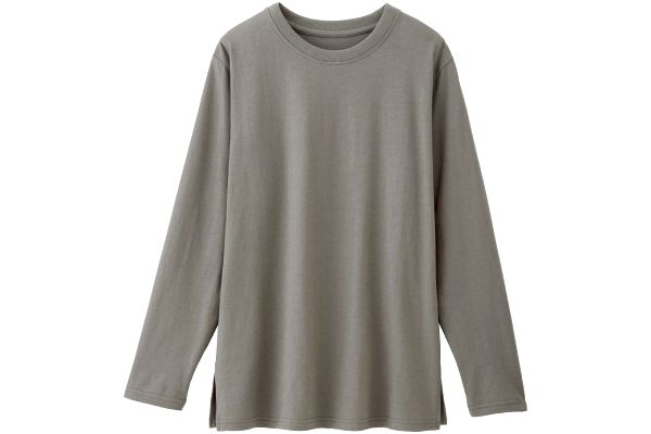 ベーシックな長袖Ｔシャツ