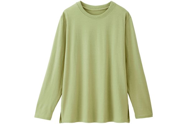 ベーシックな長袖Ｔシャツ