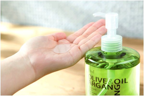 ［ディブ］オリーブ＆アルガンクレンジングオイル