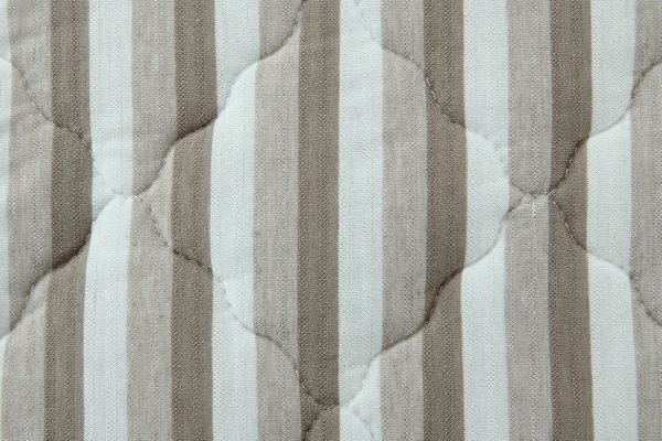 乾きやすいサラッとニット敷パッド