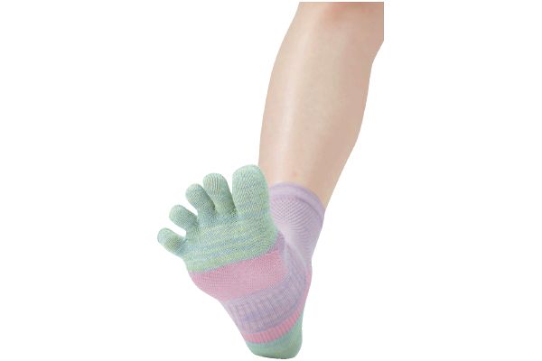 アクティブレインボー５本指ソックス（３色組　22〜25ｃｍ）