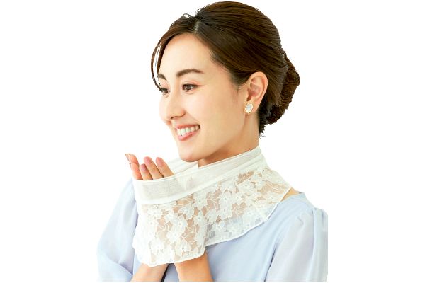 衿もとシルクのレースネックカバー