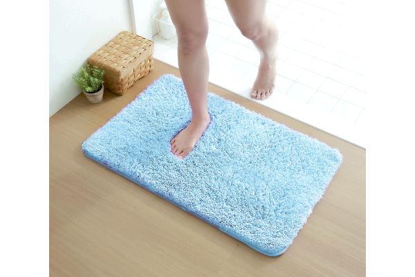ふわふわ吸水大判バスマット