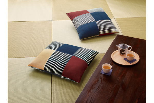座布団カバー　三河縞モダン （55×59ｃｍ2枚組）紺