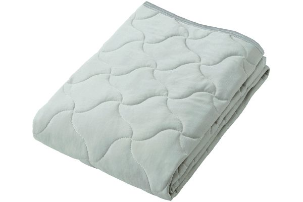 さらひや触感敷パッド シングルシルバーグレー