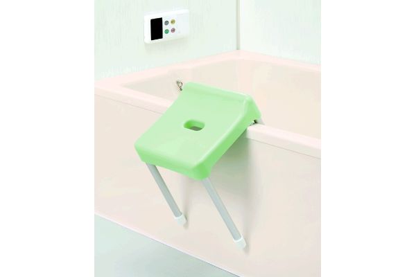 【ネット限定】お尻にフィット風呂いす　（33ｃｍ）　グリーン