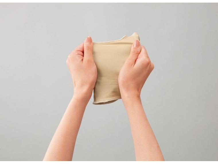 【ネット限定】クッション付き土踏まずサポーター　左右セット