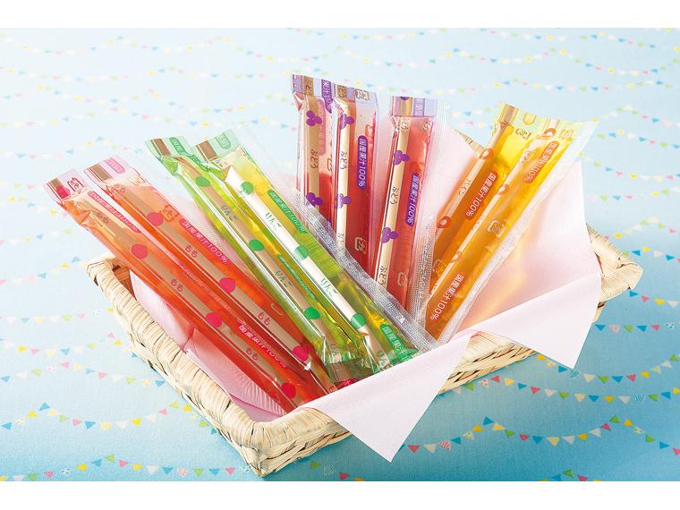 4種の国産果汁100％スティックゼリー ぶどう3本・りんご2本・もも2本・パイン2本