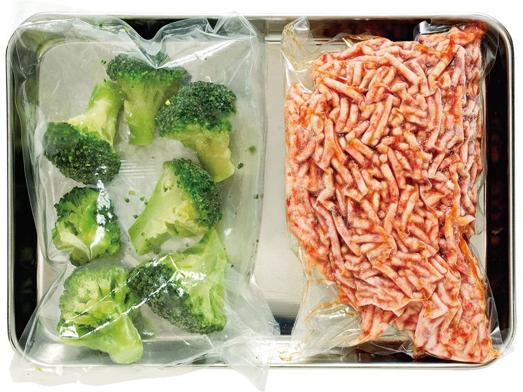 産直合挽肉とブロッコリーのそぼろどん　