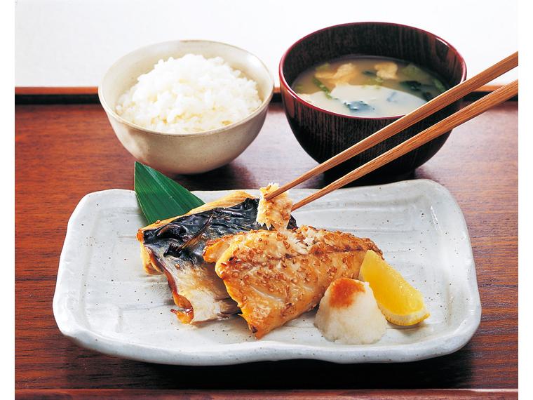 まるごとさば一夜干（ノルウェー産） 4切200g